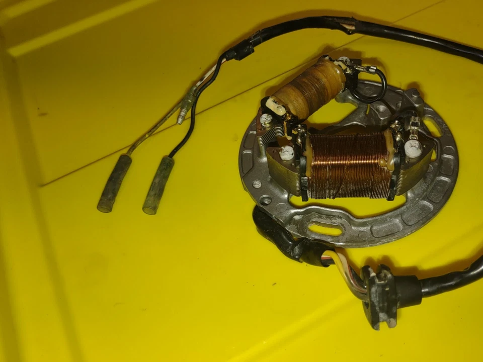 1995 Kawasaki kdx 200 conjunto de estator 21003-1279 - Imagem 1 de 1