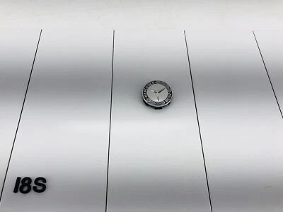 MERCEDES BENZ E350 WHEEL RIM SPOKE CENTER HUB CAP COVER CAVITY OEM - Image 1 of 4