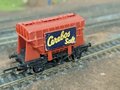 Wrenn W5021 Salt Wagon (Cerebos Salt), Red Livery - Image 1 of 4