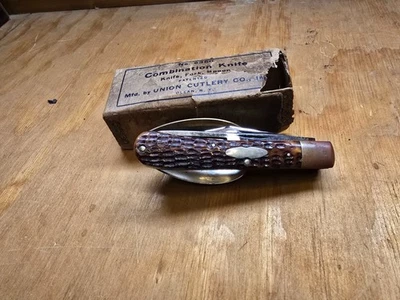 Vintage ¡LIMPIO! Antiguo NAVAJA DE BOLSILLO HOBO KABAR HUESO Desmontar UNION CUTLERY Co. Foto 1 de 4