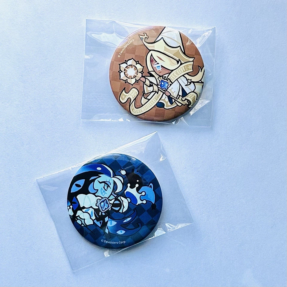 CookieRun Kingdom 4th Anniversary | Badge Set ⭐️ Pure Vanilla & Shadow Milk - Image 1 of 1