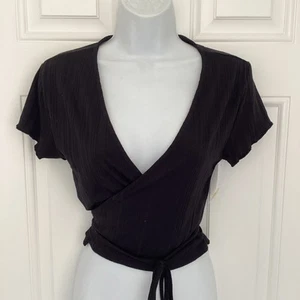 Stradivarius Women’s Cropped Wraparound Top - Black - Large - NWOT - Picture 1 of 4