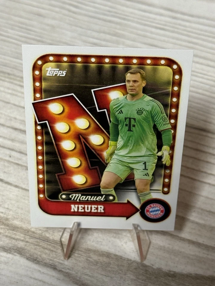 Manuel Neuer- Name in Lights - Topps Collector Tin 25-26 Bayern München - Bild 1 von 1