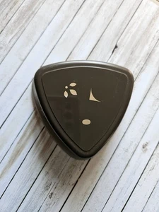 Stampin' Up! DETAILED TRIO Punch 2 Corner Detail & 1 Tag Ribbon Hole - Picture 1 of 2