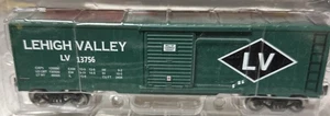 Menards O Scale Lehigh Valley Box Car 279-4540 - Picture 1 of 3