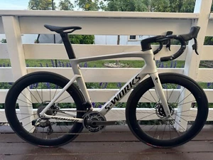 Specialized S-Works Venge Disc - SRAM Red eTap AXS 2020 - Picture 1 of 16