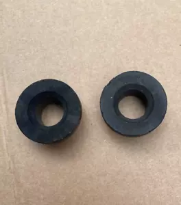 2x ORIGINALE TOYOTA SUPPORTO, RADIATORE, INFERIORE 90480-23008 - Foto 1 di 2