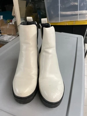 Botas de combate para mujer Nine West marfil tacón bloque talla 6,5 Foto 1 de 4