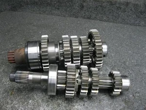 98 Honda Magna VF750 C VF 750 Transmission Tranny 75A - Picture 1 of 2