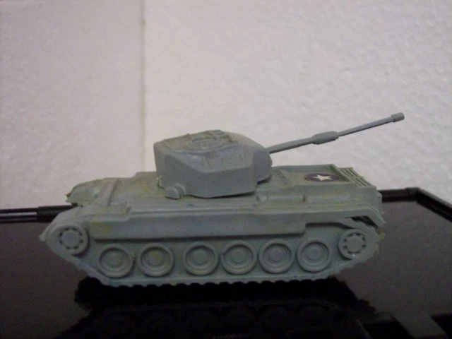 Tanque de plástico pequeño (L7-2) Foto 1 de 1