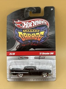 2010 Hot Wheels '57 CHRYSLER 300 Metalflake Black Larry's Garage 25/39 F47 - Bild 1 von 6
