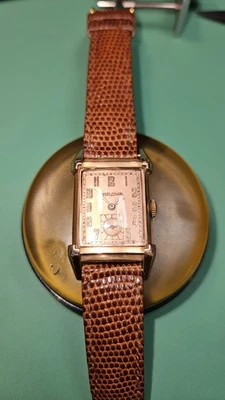 复古 1940 年代宝路华坦克 14KGF 表壳男士手动上发条手表  — 第 1/4 张图片