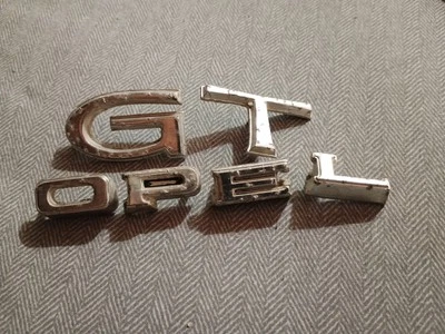 Emblema traseiro Opel GT 1973  - Imagem 1 de 4