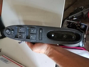 09 - 11 CHEVY HHR 4D WAGON FRONT LEFT SIDE MASTER POWER WINDOW SWITCH  - Picture 1 of 3