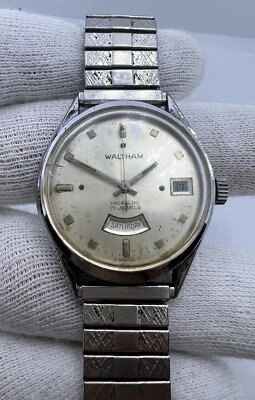 Rare 1960's  Waltham Incabloc Dual Calendar Manual-Wind Swiss Made Wrist Watch. - Image 1 of 4