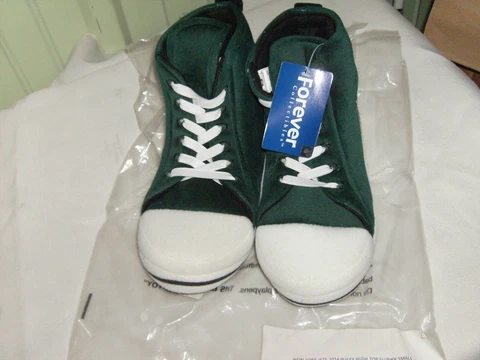 FOREVER NFL;New York Jets Puffy High Tops House Slippers Sz Sm 4.5"WX10.5"L NWT Cover