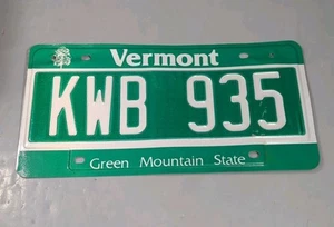 License Plate Vermont Green Mountain State Maple Tree # KWB 935 Expired - Picture 1 of 10