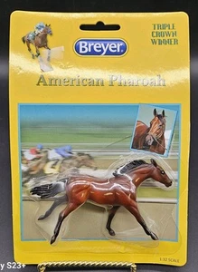 Breyer American Pharoah 12th Triple Crown Winner Pony Pferd Neu in Verpackung NR - Bild 1 von 4