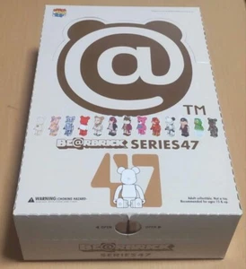 Estuche Medicom Toy Bearbrick Serie 47 Be@rbrick 24 piezas DHL / FEDEX - Imagen 1 de 10