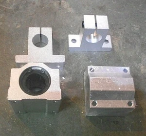 (2) Linear Bearing Blocks & (2) Rail Supports 20mm - Picture 1 of 1