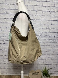 Bolso Cartera Hobo International Victoria Stone Extra Grande Beige Cremallera Precio de venta sugerido por el fabricante $188 - Imagen 1 de 11