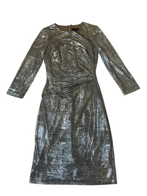 Vestido Simply Vera Vera Wang Negro y Plateado Brillante Acanalado Elástico Talla XS USADO EN EXCELENTE ESTADO Foto 1 de 4