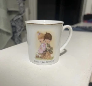 Taza de té Mini Precious Moments 1980 vintage - Ámense unos a otros - Imagen 1 de 4