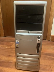 HP Compaq DC7600 CMT Desktop with Windows XP Professional - Photo 1/6