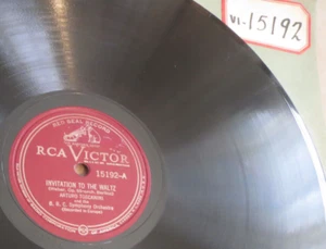 78RPM 12" RCA Victor Arturo Toscanini + BBC Orch., Invitation to Waltz sharp E - Picture 1 of 6