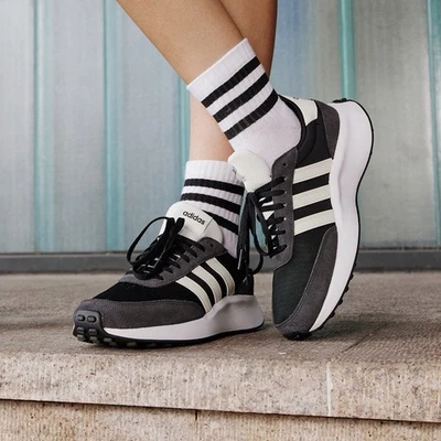Adidas Run 70s Women’s Sneaker Running Shoe Black Athletic Footwear #609 — 第 1/4 张图片
