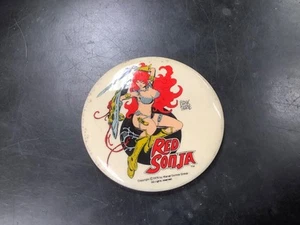 Red Sonja Marvel Comics Pin Back Button 1976 - Picture 1 of 4