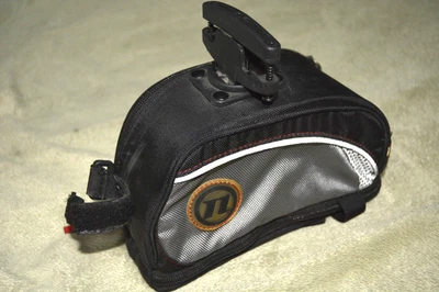 Novara Reflective Medium Wedge Bicycle Under Seat Bag - Great Shape ~ FREE SHIP! - Image 1 of 4