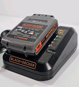 BLACK+DECKER BDC2A-XE 2A Battery Charger + 18V Lithium Ion Battery - Picture 1 of 7
