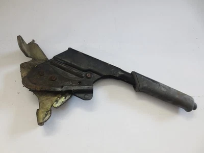 Kawasaki Mule 3010 2006 gas usado OEM palanca de freno de estacionamiento Foto 1 de 2