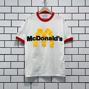 CACTUS PLANT PULGA MERCADILLO CPFM X MCDONALDS CACTUS BUDDY UNIFORME CAMISETA BLANCA LIMITADA - Imagen 1 de 3