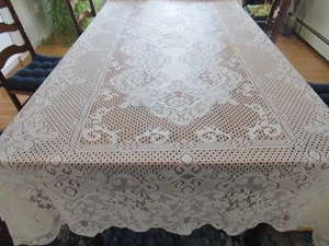 PRETTY LACE SCALLOP TABLECLOTH CENTER MEDALLION CREAM COLOR 100"X60" - Picture 1 of 13