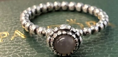 PANDORA | ANILLO PIEDRA LUNAR GRIS FLORES CUMPLEAÑOS ✪NUEVO✪ 190854MSG 58 JUNIO RETIRADO EE. UU. Foto 1 de 4