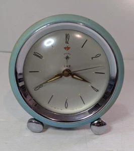 Vintage Diamond Mechanical Alarm Clock Wind Up Retro Mid Century 70s - Picture 1 of 5