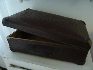 Alter Koffer Shabby Chic Vintage Braun Landhaus Deko Öffnung seitlich Nostalgie - Bild 1 von 24