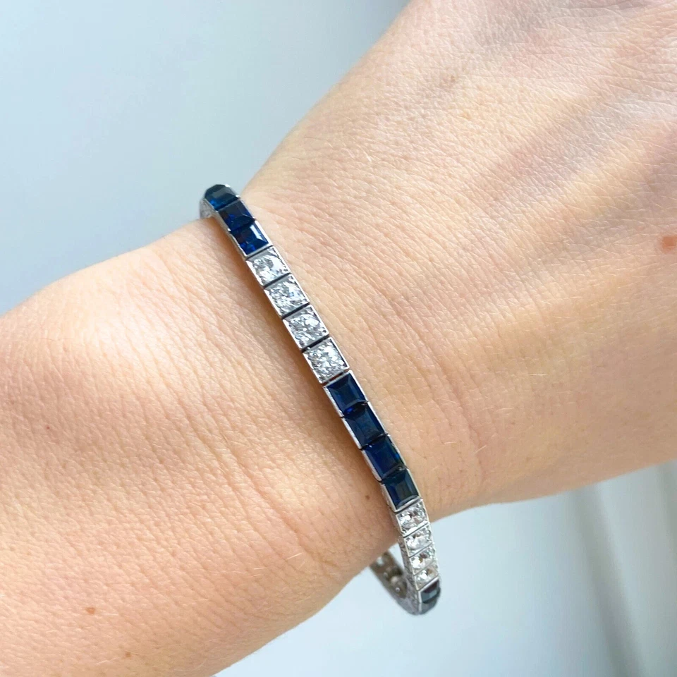 Brazalete de tenis de zafiro simulado/circonita cúbica corte princesa de 10 quilates enchapado en oro blanco de 14 quilates Foto 1 de 4