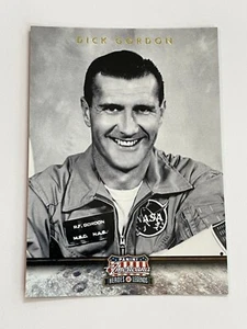 2012 Panini Americana Heroes & Legends #82 - Dick Gordon - Astronaut - Picture 1 of 2