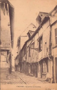 Troyes Frankreich La Petite Rue Gambey Straßenansicht Ladenfronten antike Postkarte L15 - Bild 1 von 2