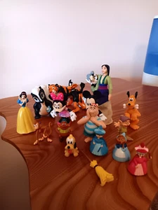 Disney Figure Toy Lot Of 18.  Nice Variety PVC, Cake Toppers Vintage - Picture 1 of 9