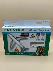 Frontier Airport Spielset mit Jaguar Flugzeug Geschichte - Druckguss Metall - Neu in Box - Bild 1 von 9