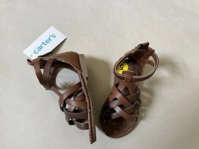 Nuevas sandalias Carters Natalia marrón con tiras talla 5 para niña pequeña Foto 1 de 3