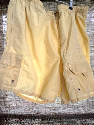 Bañador Catalina Island Wear Hombres Amarillo Bolsillos Carga Traje de Baño Pantalones Cortos Foto 1 de 4