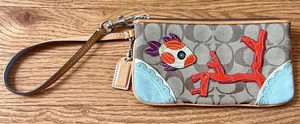 Coach Limited Edition Signature Fisch Koralle Applikation Kalbsleder Handtasche Tasche Clutch - Bild 1 von 12