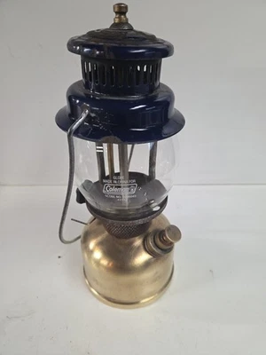 RARE 1930sCOMPANY ''AGM''MODEL 100 LANTERN. BRASS FOUNT.For Parts Or Repair - Image 1 of 4