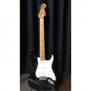 Fender USA Vintage Series Stratocaster 1991 Blackie with Hard Case - Used - Picture 1 of 5