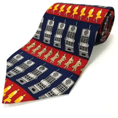 Corbata De Colección Vicky Davis New York Call Ya Tie Rojo Azul Teléfono Abatible Gráfico Seda Foto 1 de 4